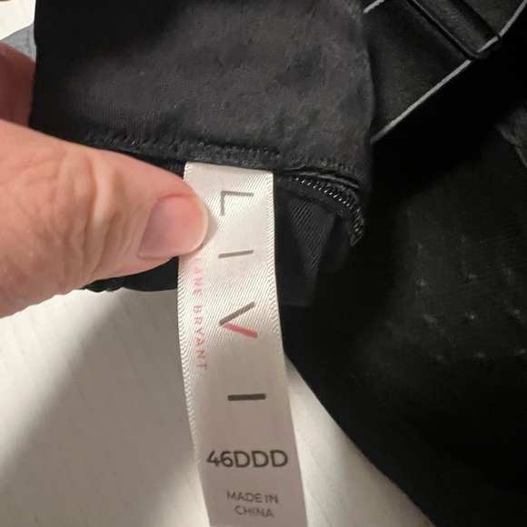 Livi Active Black Women's Bra - Picture 2 of 3